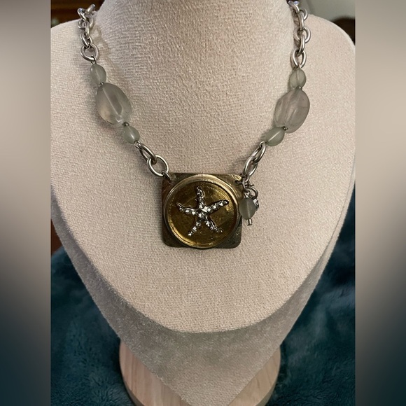 Starfish Pendant Necklace - Picture 1 of 4
